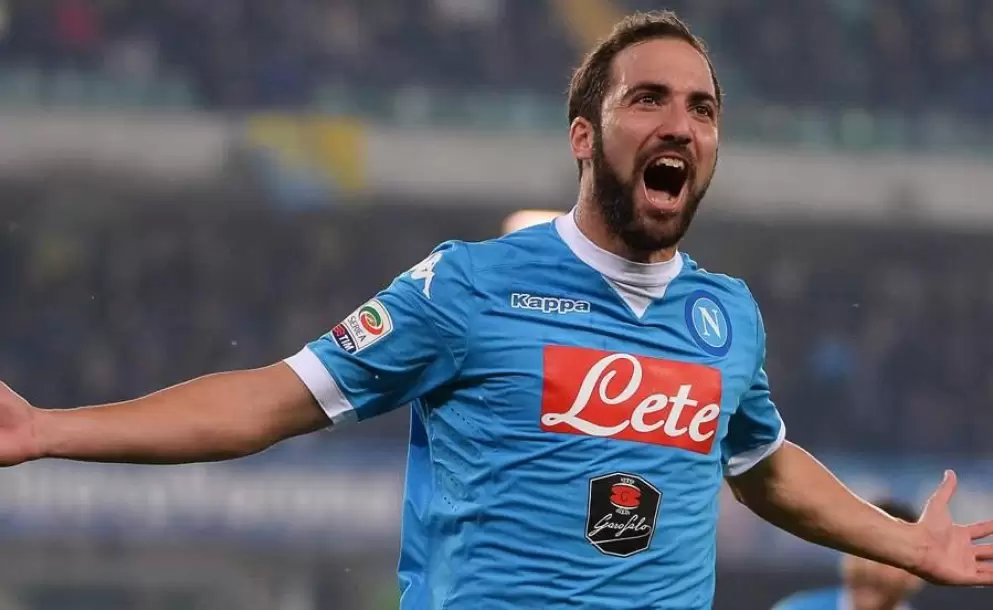 Juventus oficializa el fichaje de Gonzalo Higuan