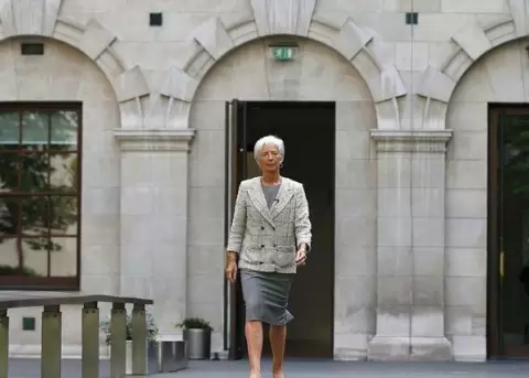 La directora del FMI Christine Lagarde ser juzgada por negligencia