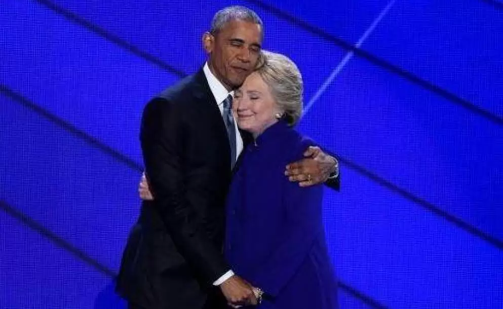 Presidente Obama hace ardiente defensa de Clinton y pide al país llevarla a la victoria