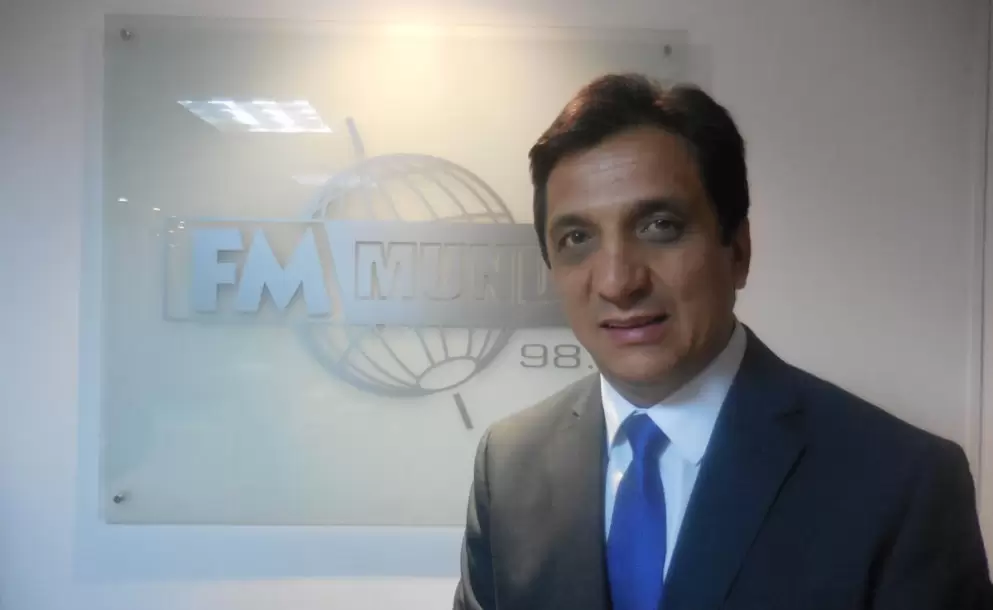 "El Ministro de Educación debió renunciar"