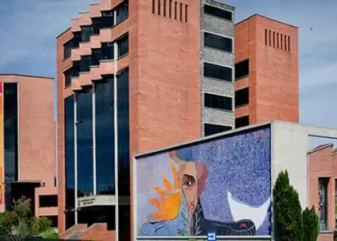 Acadmico Breilh obtiene mayora en consulta para designacin de Rector de Universidad Andina de Ecuador