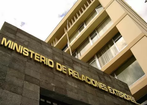 Ecuador espera tener relaciones basadas en respeto mutuo con gobierno de Trump