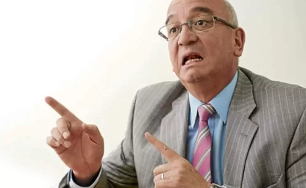 Baca, reelecto presidente del renovado TCE