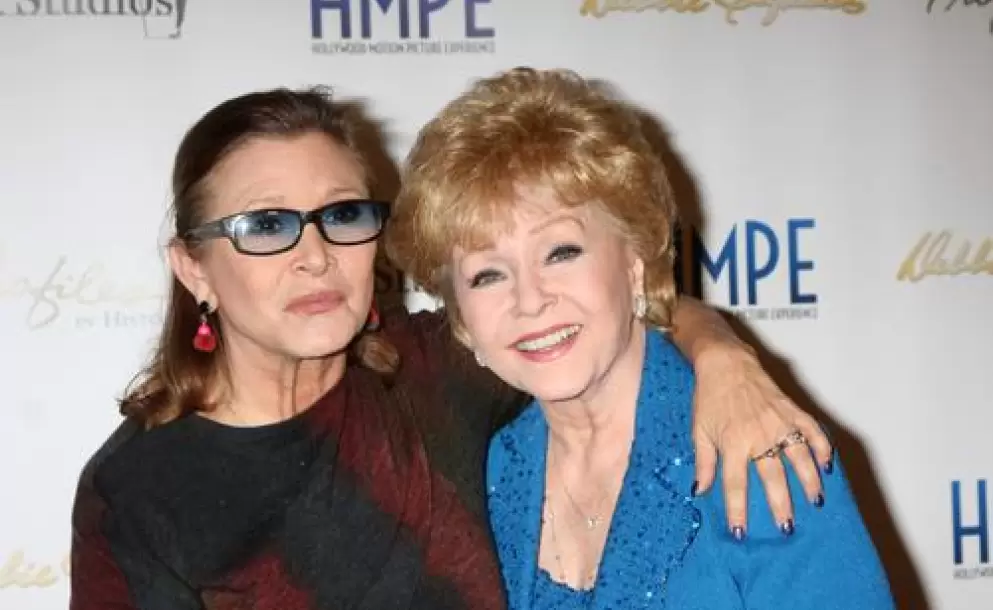 Muere la actriz Debbie Reynolds, un día después que su hija Carrie Fisher