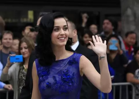 Katy Perry se habra comprometido con Orlando Bloom