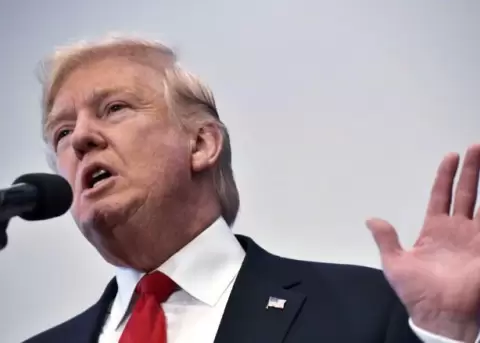 Trump asegura que la tortura funciona en los interrogatorios