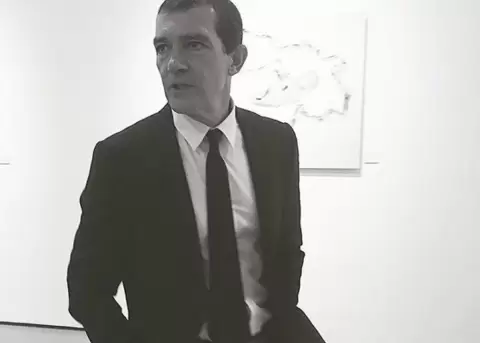 Antonio Banderas es hospitalizado