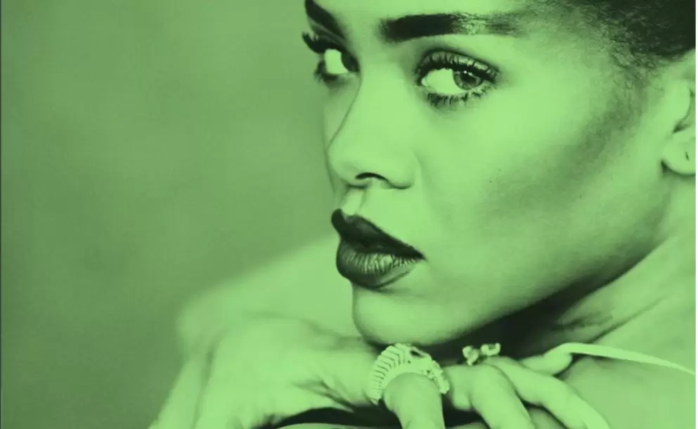 Rihanna llama "cerdo inmoral" a Donald Trump