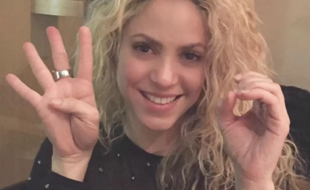 Shakira incendia Instagram bailando bachata