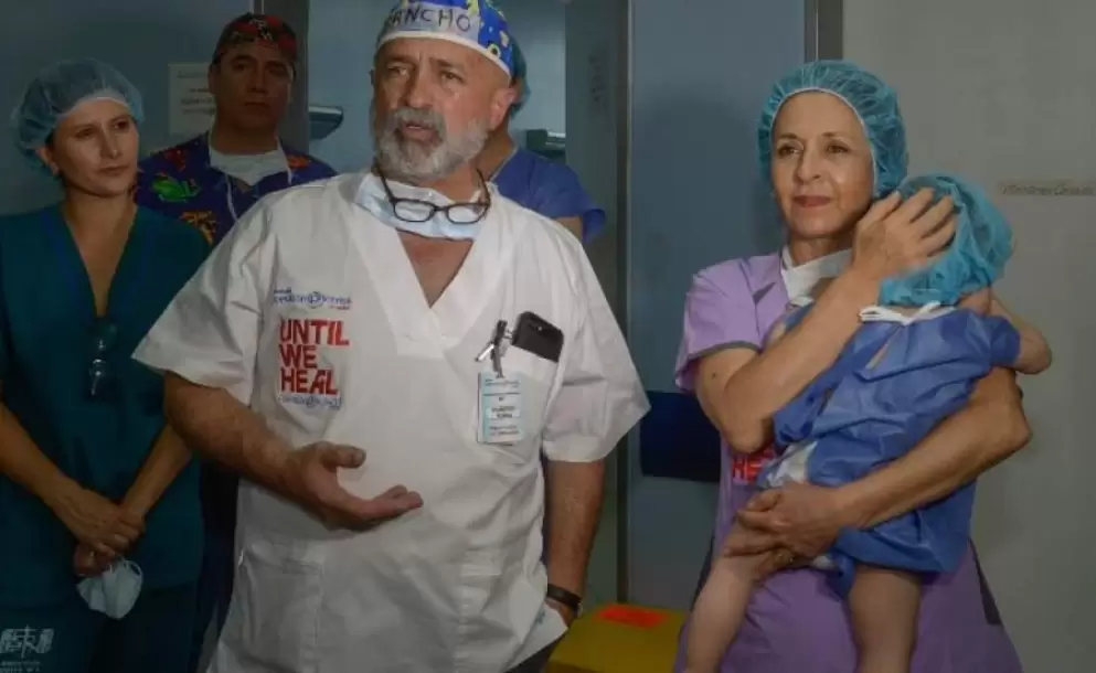 Roco de Moreno se une como voluntaria a misin de Operacin Sonrisa