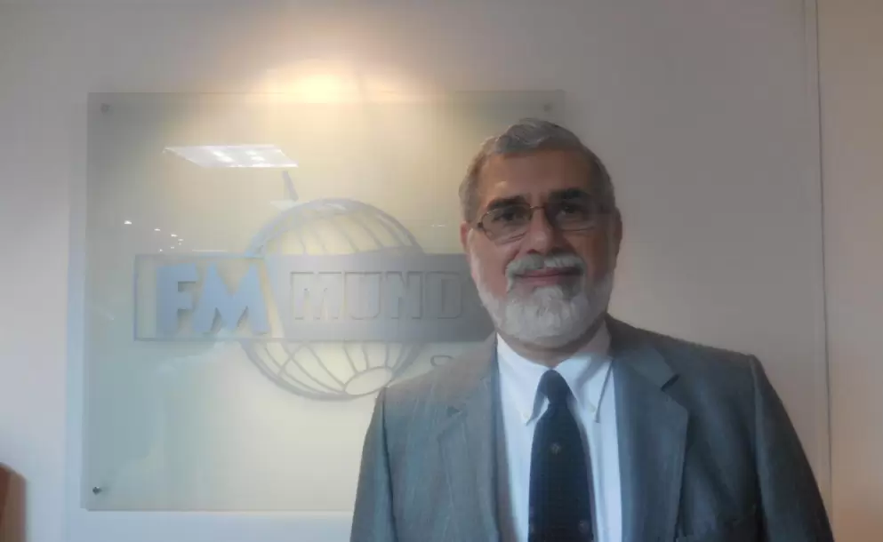 Alberto Dahik pide a nuevo rgimen dar giro econmico y poltico