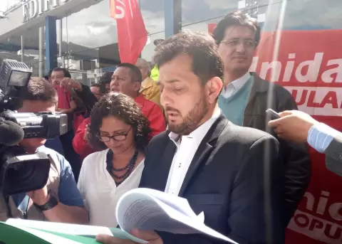 Unidad Popular pide a Fiscal�a investigar a Rafael Correa y Jorge Glas en el caso Odebrecht