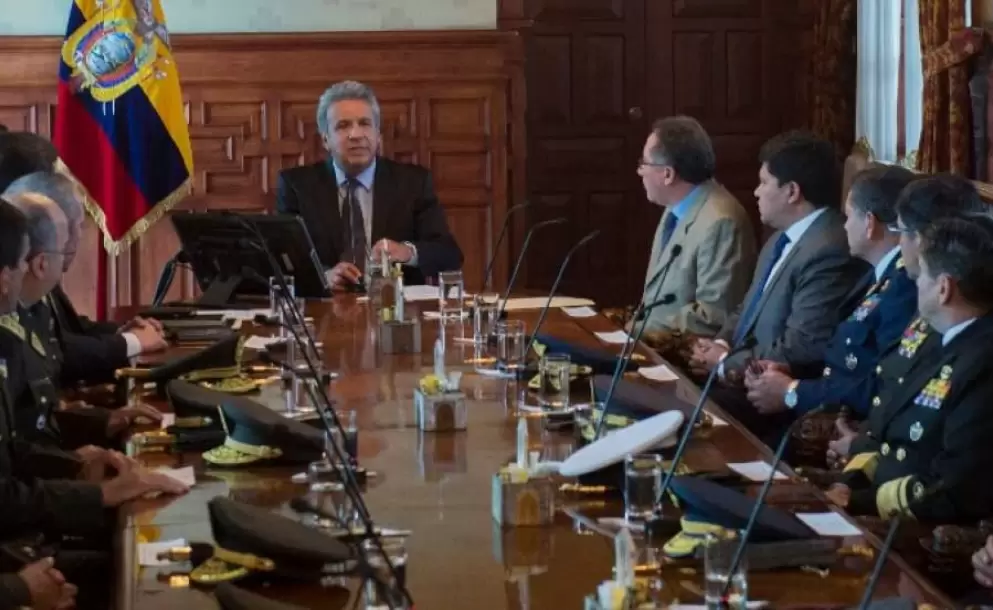 Espaldarazo de Lenn Moreno a militares y policas