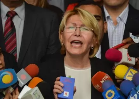 Supremo venezolano se re�ne para debatir solicitud de enjuiciamiento a fiscal