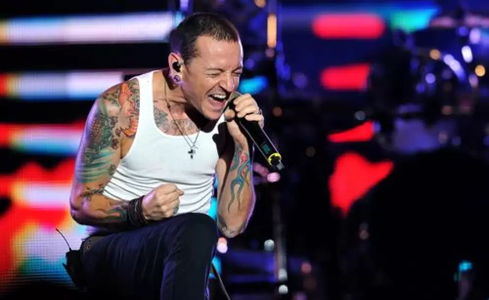 El vocalista de Linkin Park, Chester Bennington, fue hallado muerto