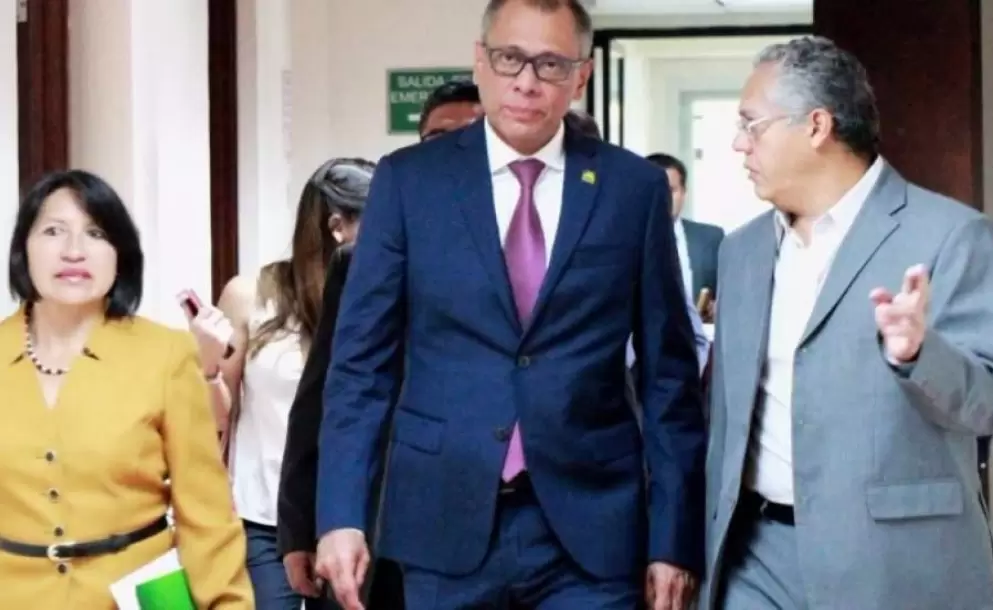Jorge Glas marca distancias con Lenn Moreno en un comunicado de 4 pginas