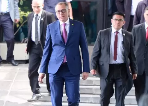 Jorge Glas nuevamente en la Fiscalía por Odebrecht y contrato petrolero
