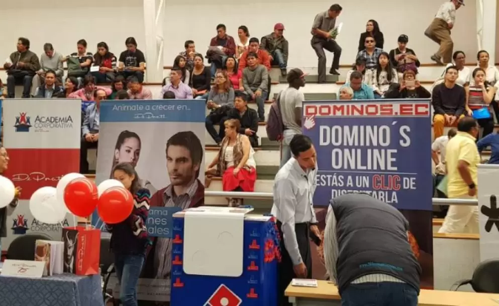 Migrantes retornados participan de la 'Primera Feria de Empleo'