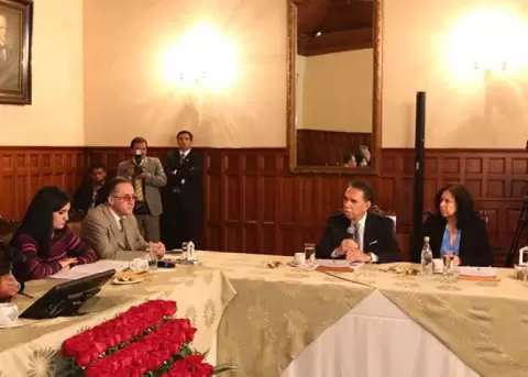 Presidente deja abierta la puerta para m�s consultas populares