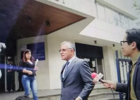 Alexis Mera pide que se retire su nominacin a la Embajada en Washington