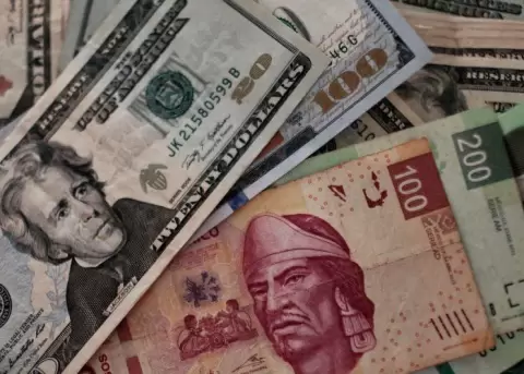 Se vuelve a disparar el precio del dlar en Mxico