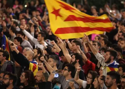 El 90% de los catalanes vot s para independizarse de Espaa, en medio del caos