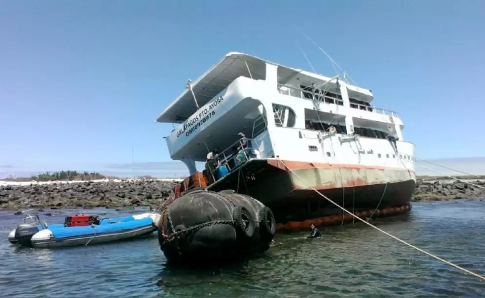 Compañía china pide corregir errores en el juicio al barco encontrado en Galápagos