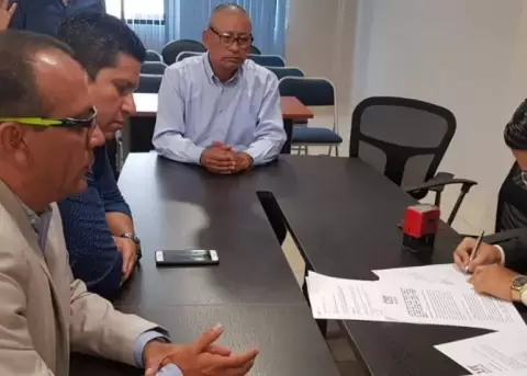 La CUT presenta 'amicus curiae' de respaldo a consulta popular