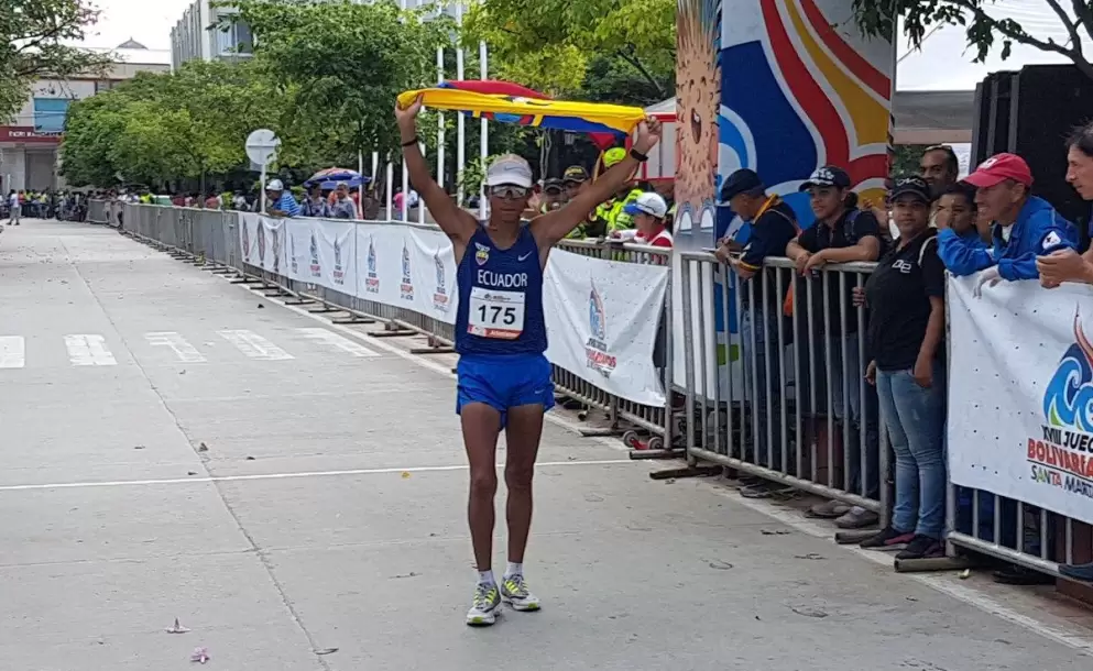 Andrs Chocho gan oro en 50 km y Ecuador escal al quinto lugar del medallero bolivariano