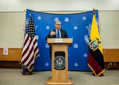 Ecuador sin embajador en Washington, a das de que expire el SGP