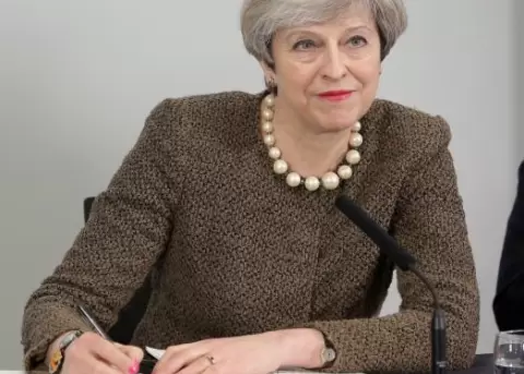 Indignacin en el Reino Unido por el s de Theresa May a la factura del Brexit
