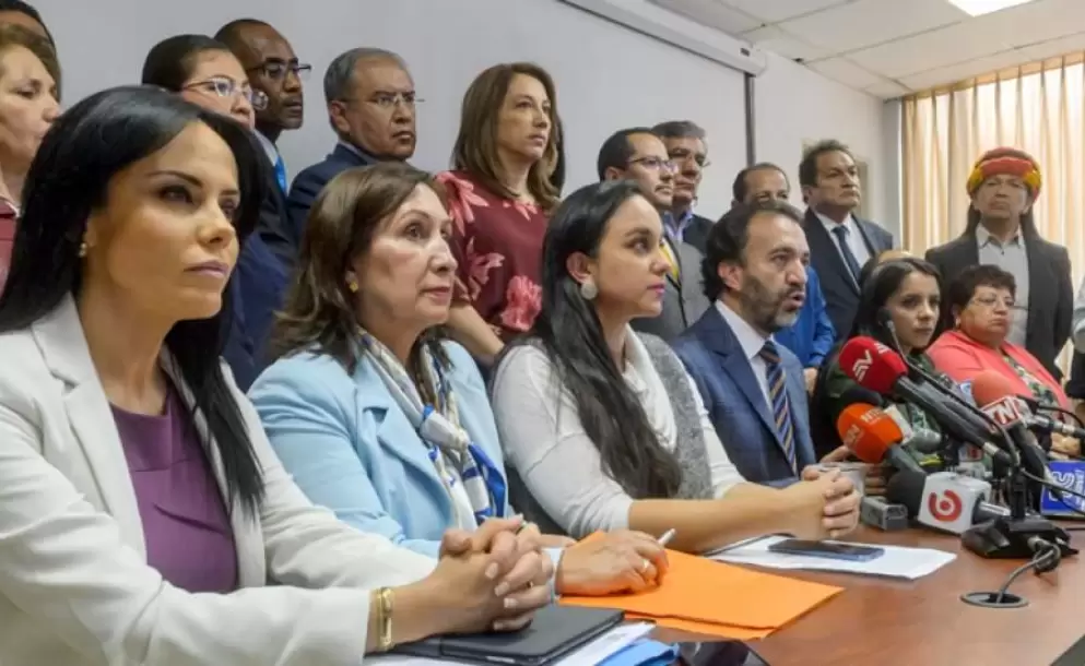 Grupo corresta advierte sobre 'uso poltico' de entes de control