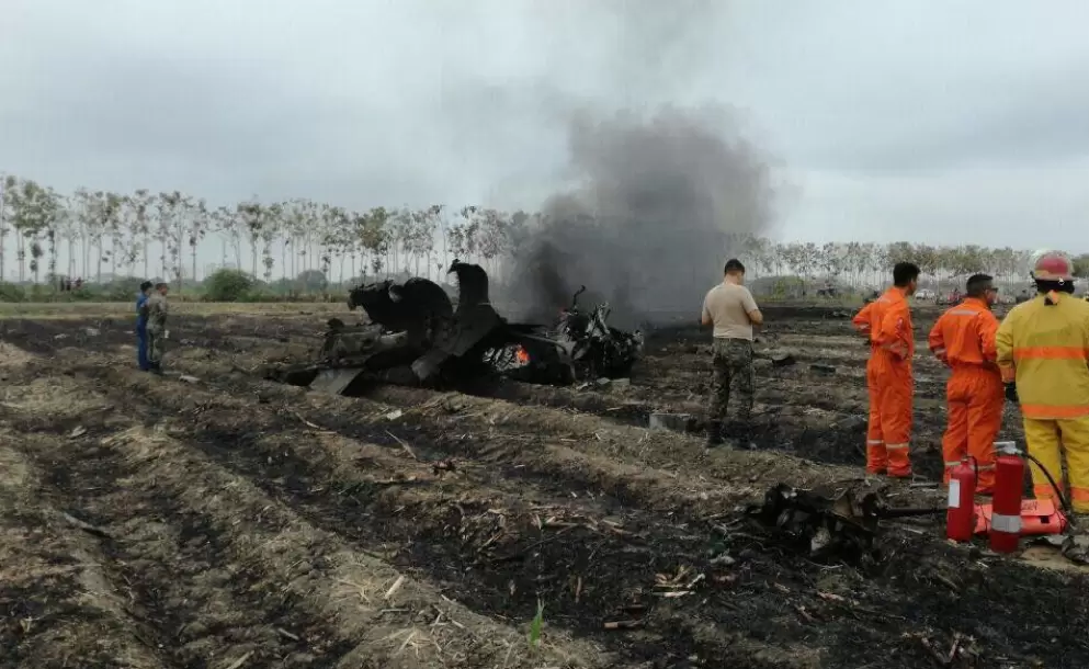 Avin de la FAE se accident cerca de la base de Taura
