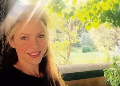 Denuncian a Shakira por presunto delito fiscal en Espaa