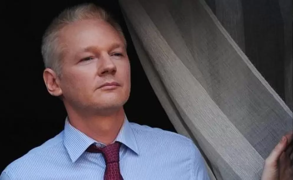 Ecuador y GB buscan arreglo que proteja la vida de Assange, segn Moreno