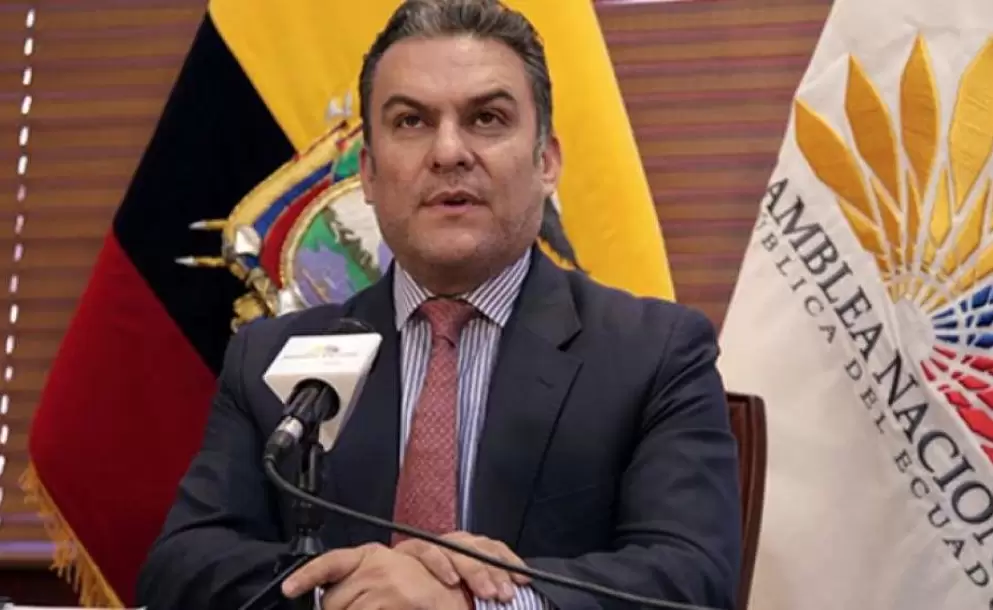 Serrano presentará queja contra jueza que dejó sin efecto sanción del CAL