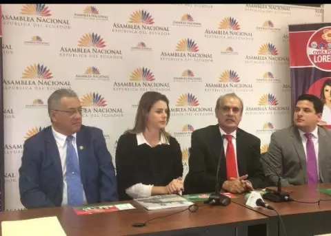 Primer ecuatoriano candidato a Senador en Italia