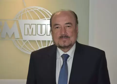 La consulta popular legitima y consolida el gobierno de Len�n Moreno, dice Gustavo Larrea