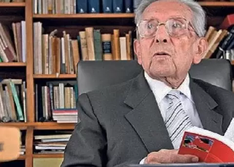 Ecuador lamenta la partida del gran maestro Gustavo Alfredo J�come