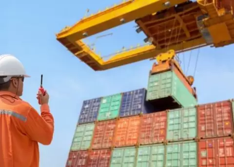 La inversin y exportacin atraen dlares al Ecuador: Ivn Ontaneda