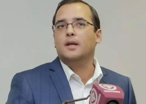 Asamblesta Hctor Ypez deja SUMA y se vuelve independiente