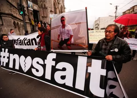 Piden evitar acciones militares mientras haya incertidumbre sobre periodistas