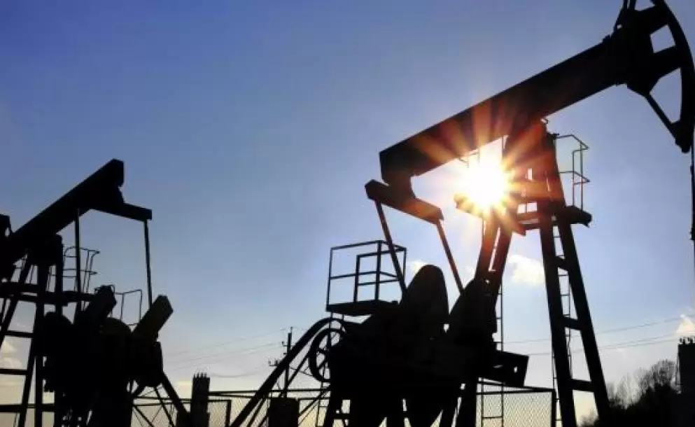 Está bien que se vuelva a unificar a Petroecuador y Petroamazonas: Fernando Santos