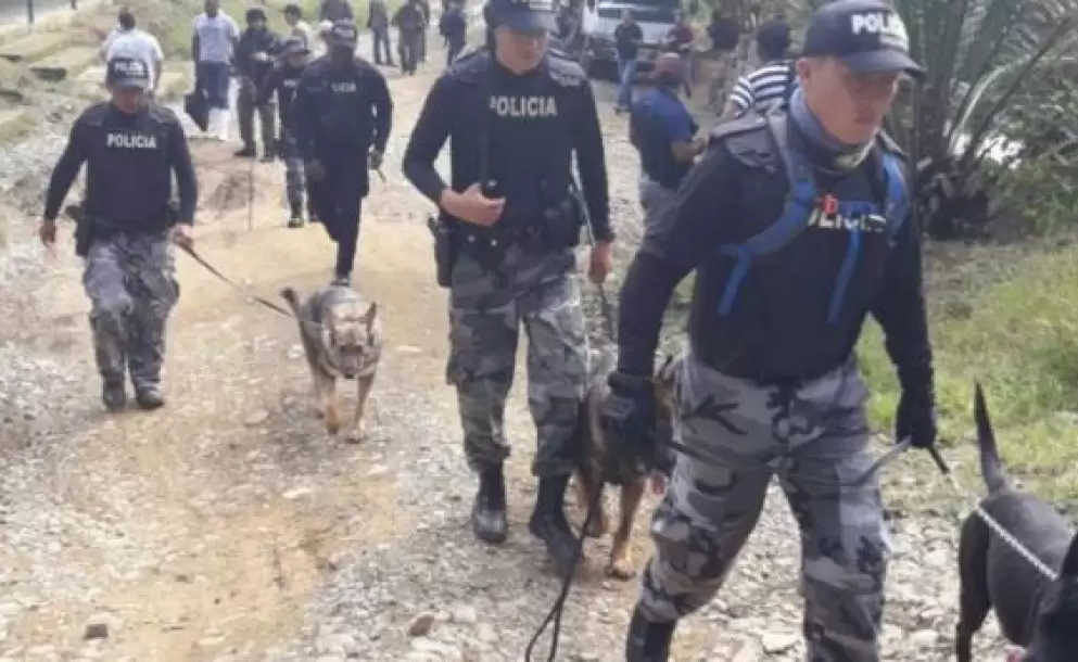 Polica y FF.AA. realizan operativos conjuntos en Esmeraldas