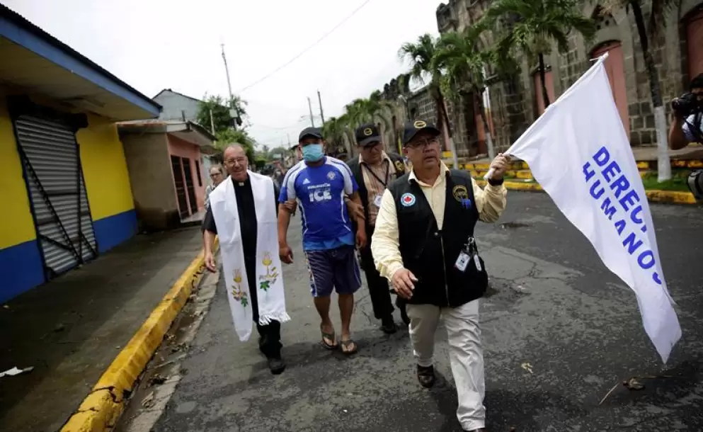 Nicaragua busca revivir diálogo nacional con reunión entre Ortega y obispos