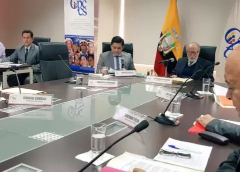 Suad Manssur fue cesada como superintendenta de compaas