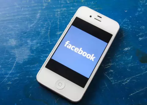 Facebook sufre la mayor prdida en la historia de la bolsa