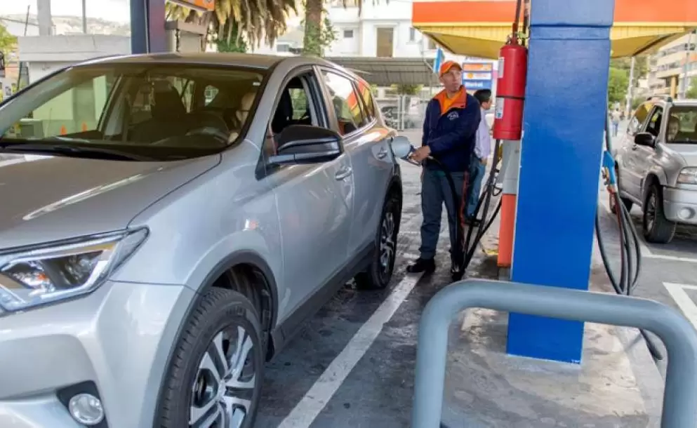 Petroecuador desmiente desabastecimiento de gasolina en el país