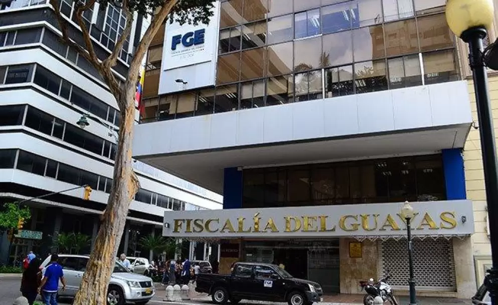 La Fiscala abre investigacin contra 3 funcionarios que tramitaron denuncia por agresin a guardias Guayaquil