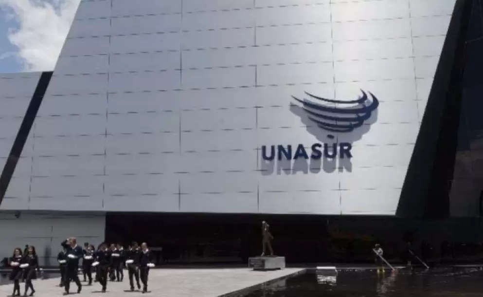 Canciller de Colombia anunció que su país se retirará de Unasur